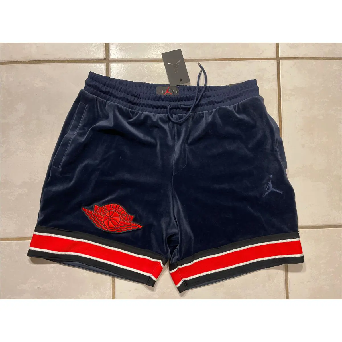 Nike Air Jordan Gold Chain Velour Shorts BV4045-451 Navy Blue Men s Large