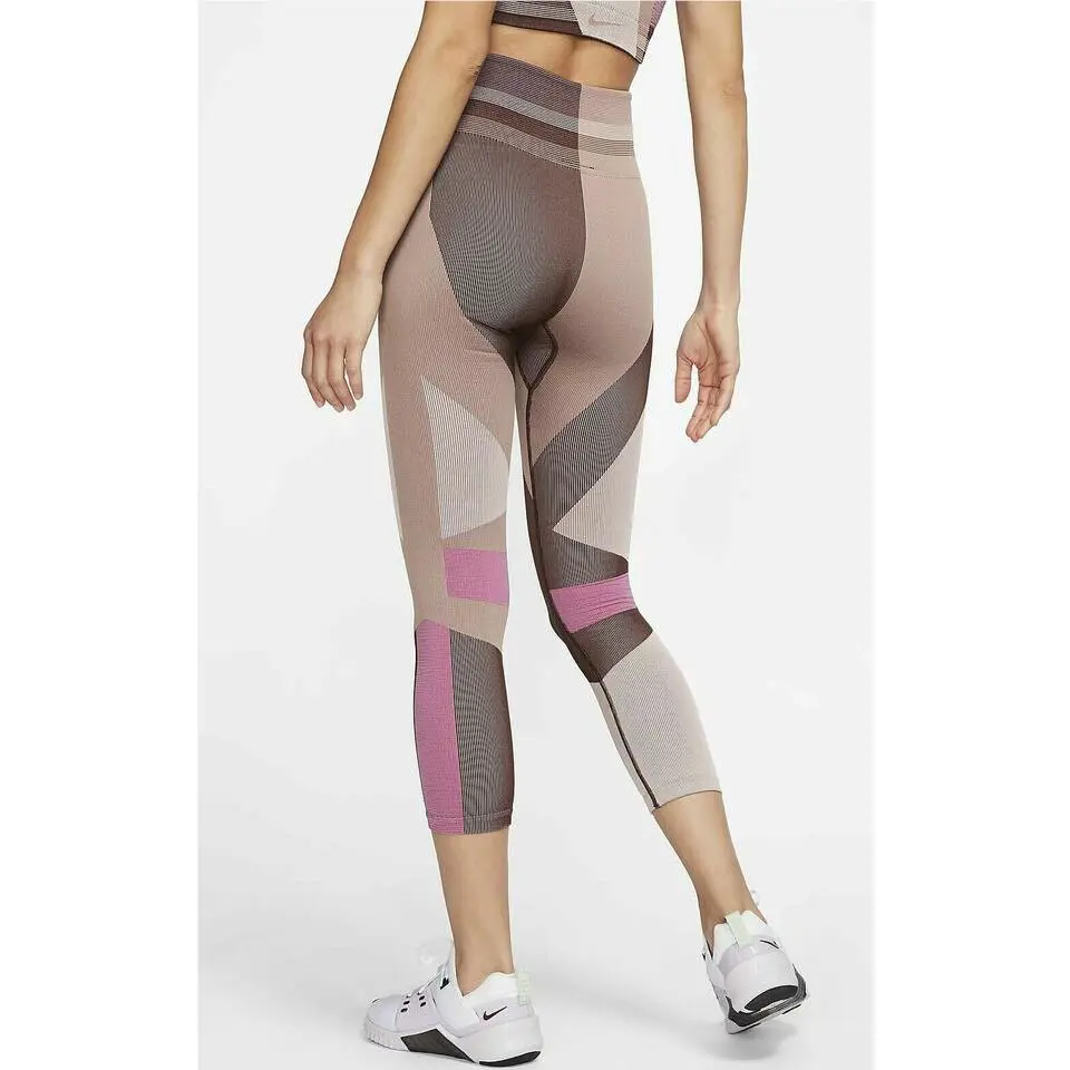 Nike clothing - Desert Dust (UPC: 193659102888) 1