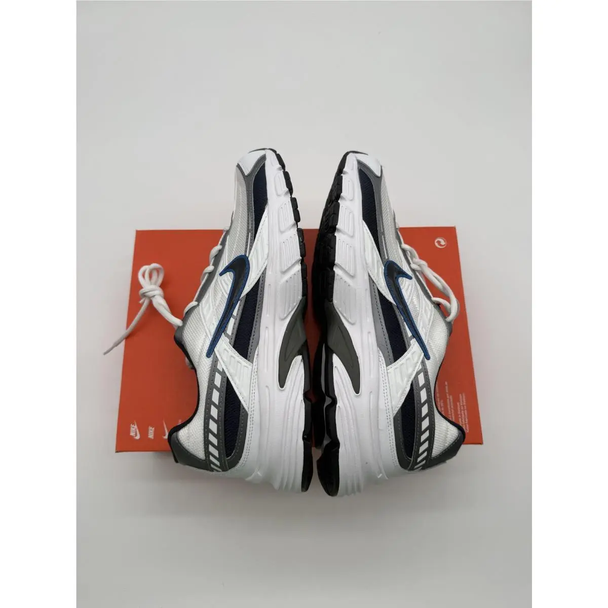 Nike shoes - Nike Initiator - Initiator - 394055-101 - White (UPC: 0884500516779) 3