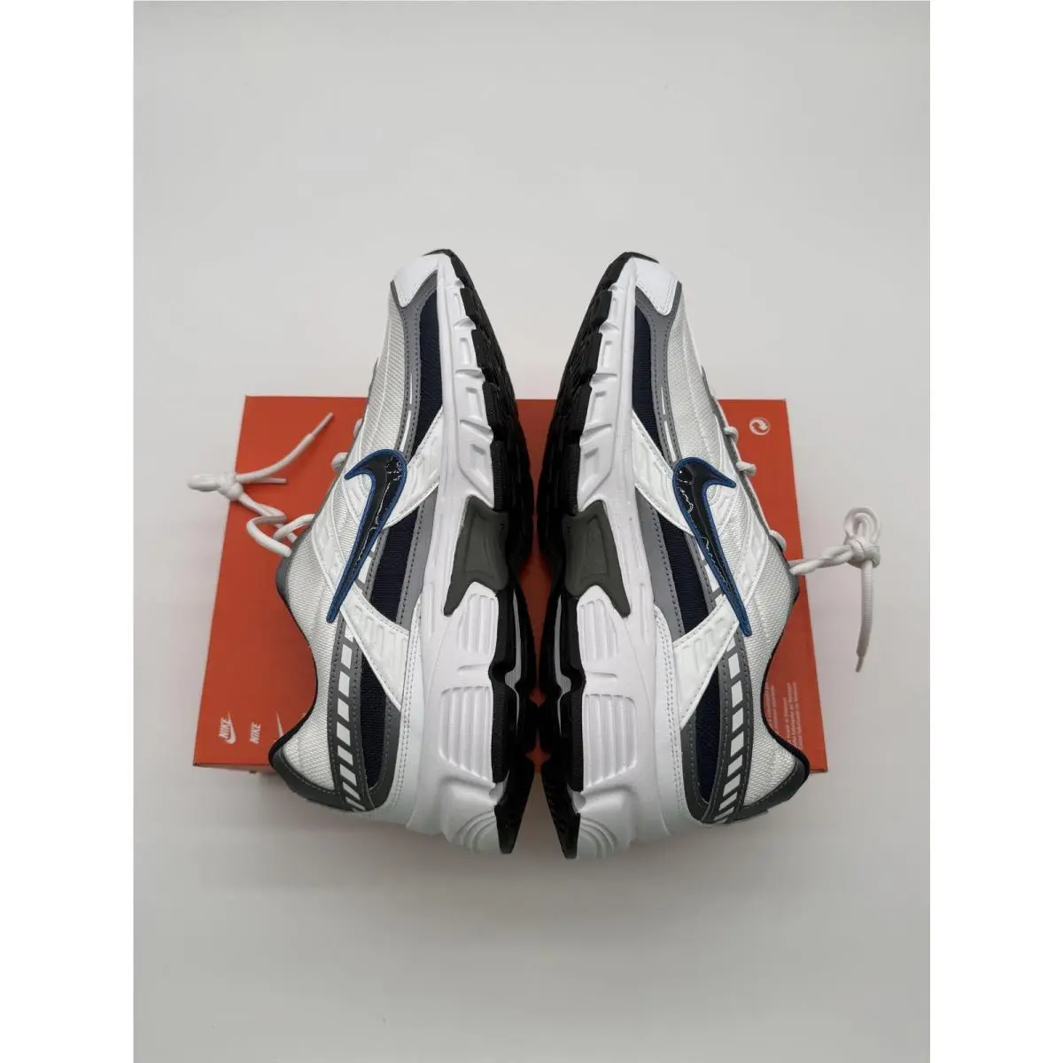 Nike shoes - Nike Initiator - Initiator - 394055-101 - White (UPC: 0884500516779) 4