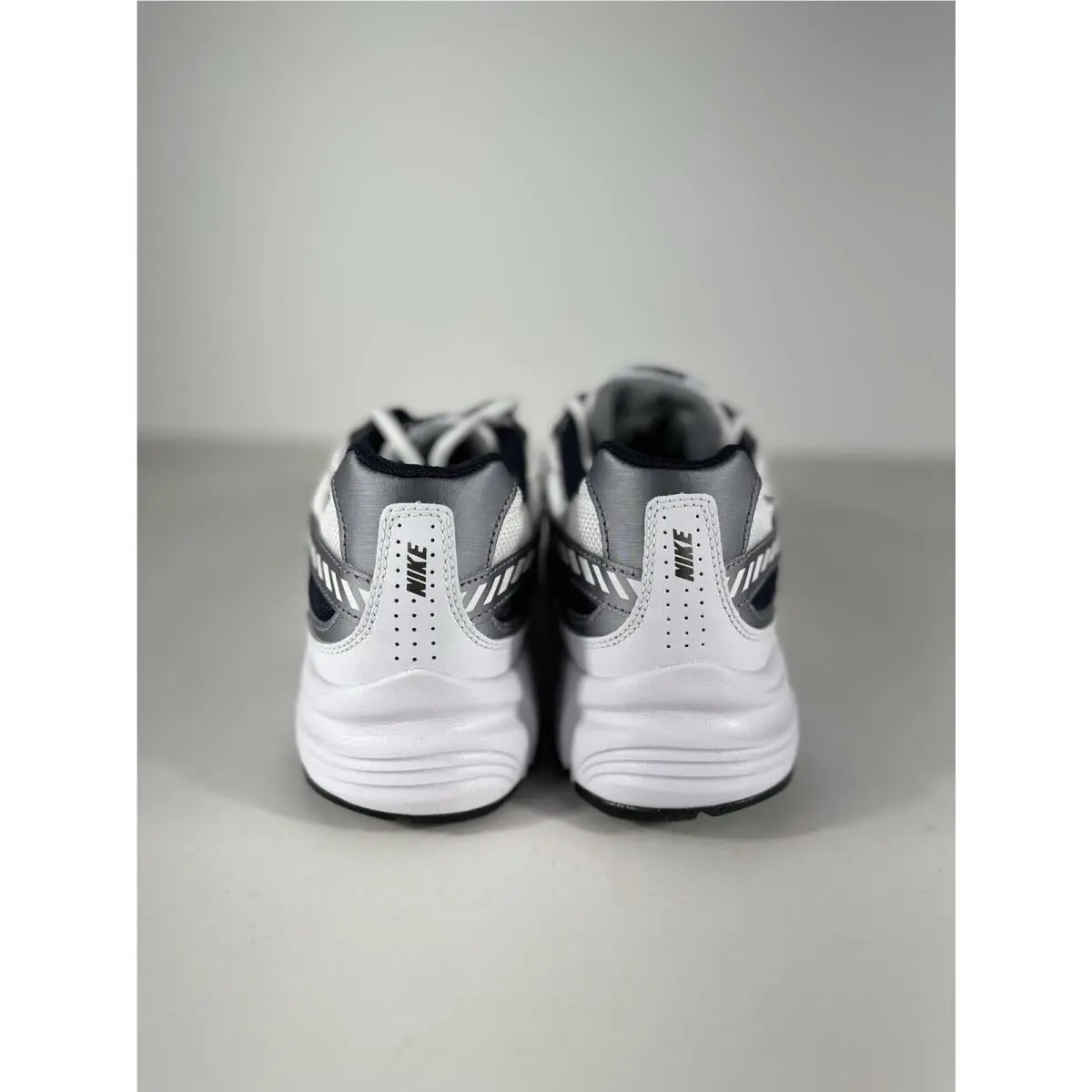 Nike shoes - Nike Initiator - Initiator - 394055-101 - White 5