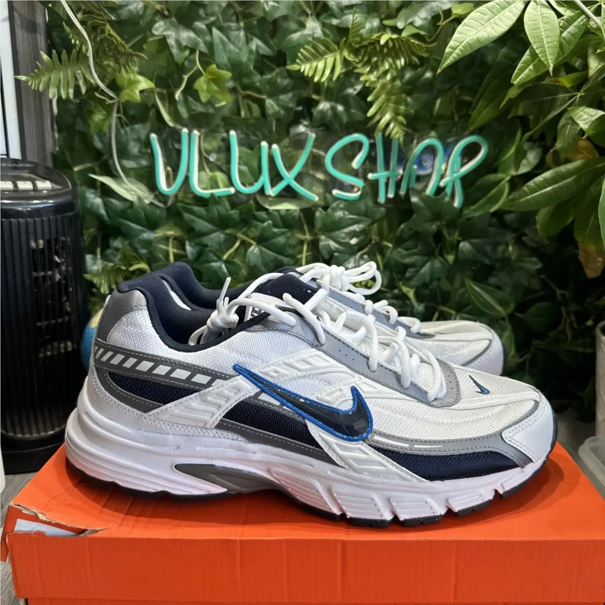 Nike Initiator Men`s White Obsidian 394055-101 Running Sneakers Shoes Size 12