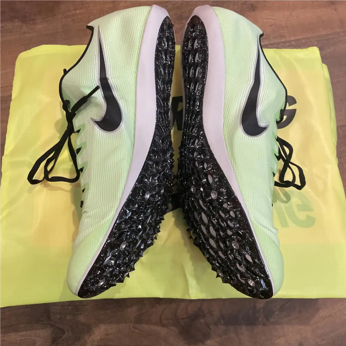 Nike shoes - NA - Green 2