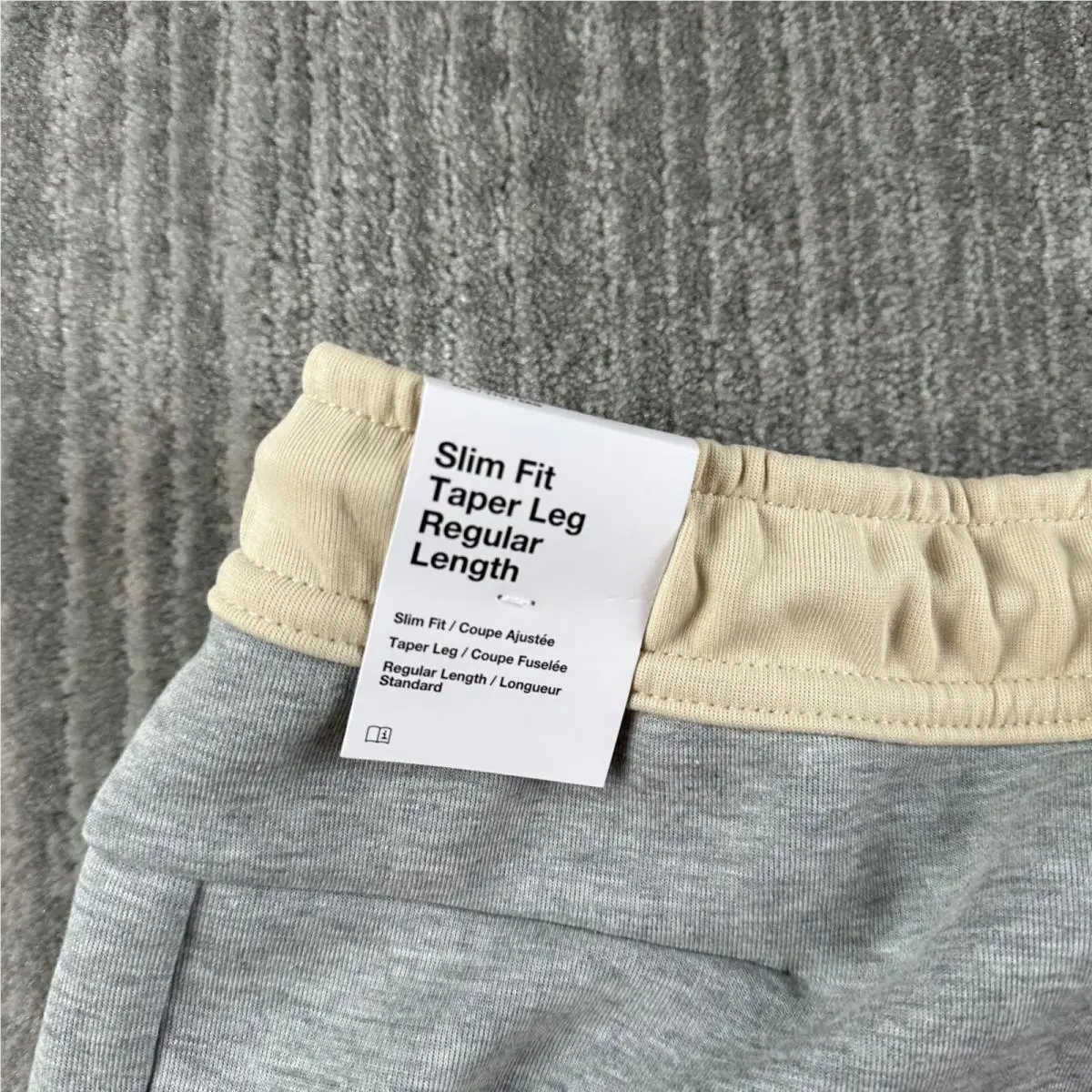 Nike clothing - CU4495 064 - Beige (UPC: 196151925238) 3
