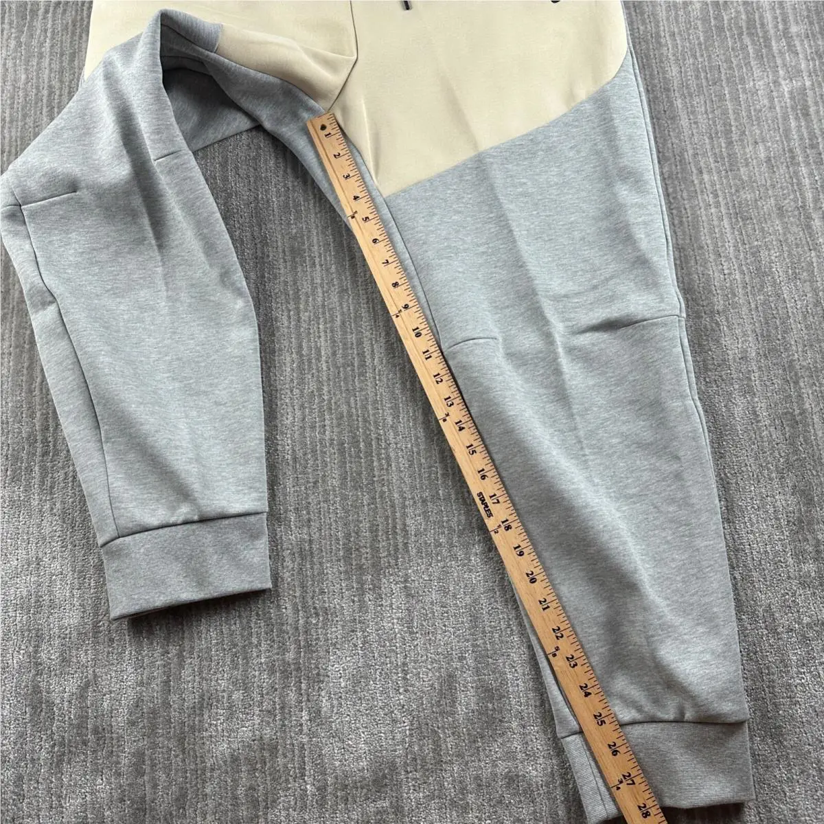 Nike clothing - CU4495 064 - Beige (UPC: 196151925238) 4