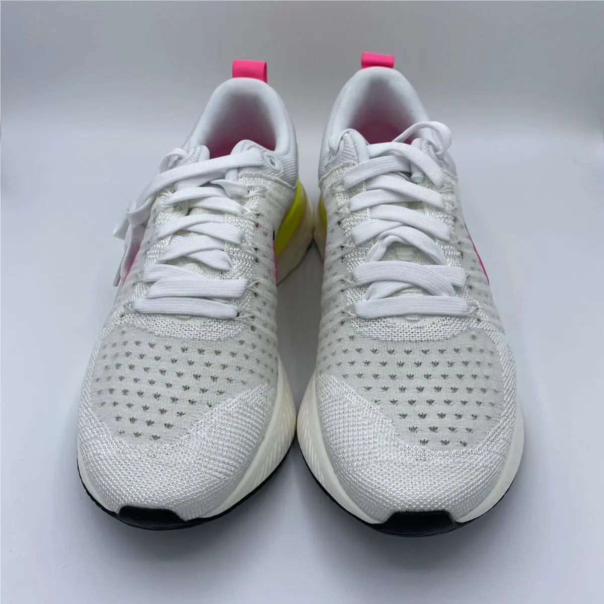 Nike shoes - DJ5395100 - DJ5395 100 - White (UPC: 00195239328237) 0