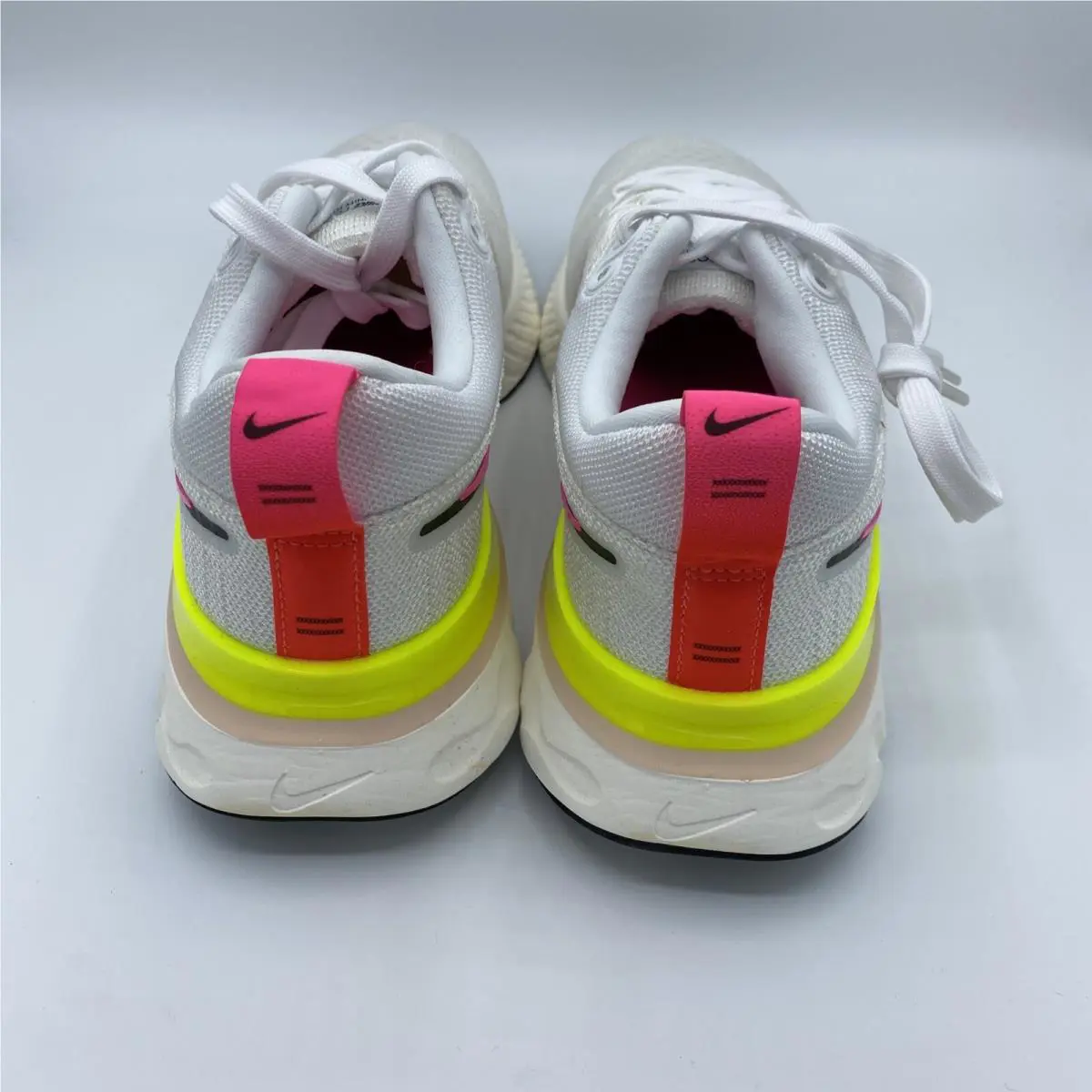 Nike shoes - DJ5395100 - DJ5395 100 - White (UPC: 00195239328237) 2