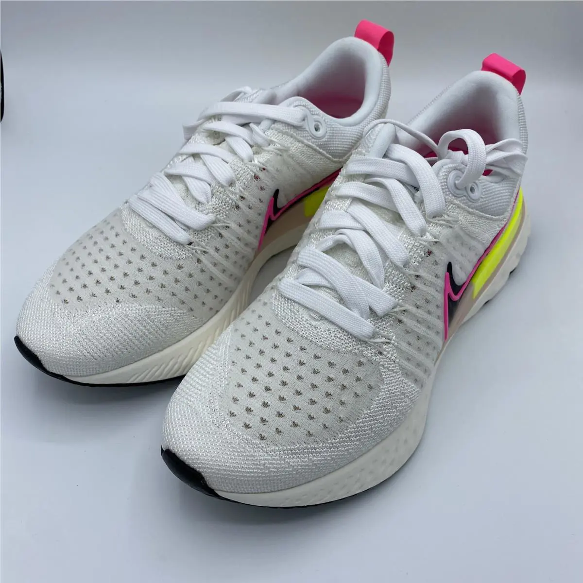 Nike shoes - DJ5395100 - DJ5395 100 - White (UPC: 00195239328237) 1