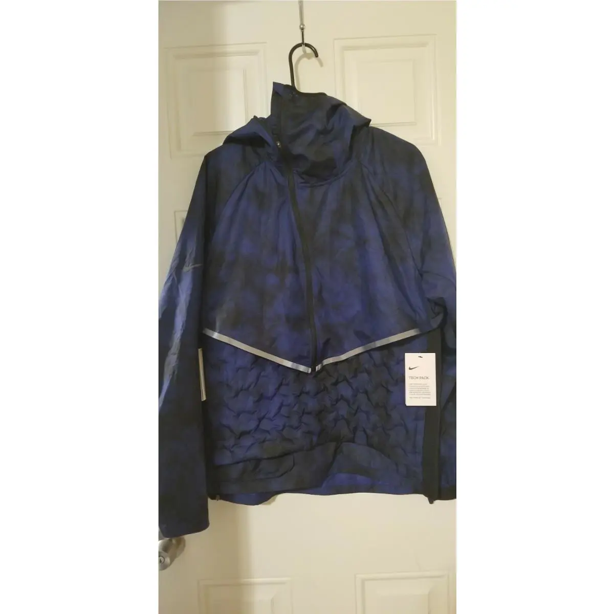 Nike clothing - Blue/ Black (UPC: 193146087643) 1