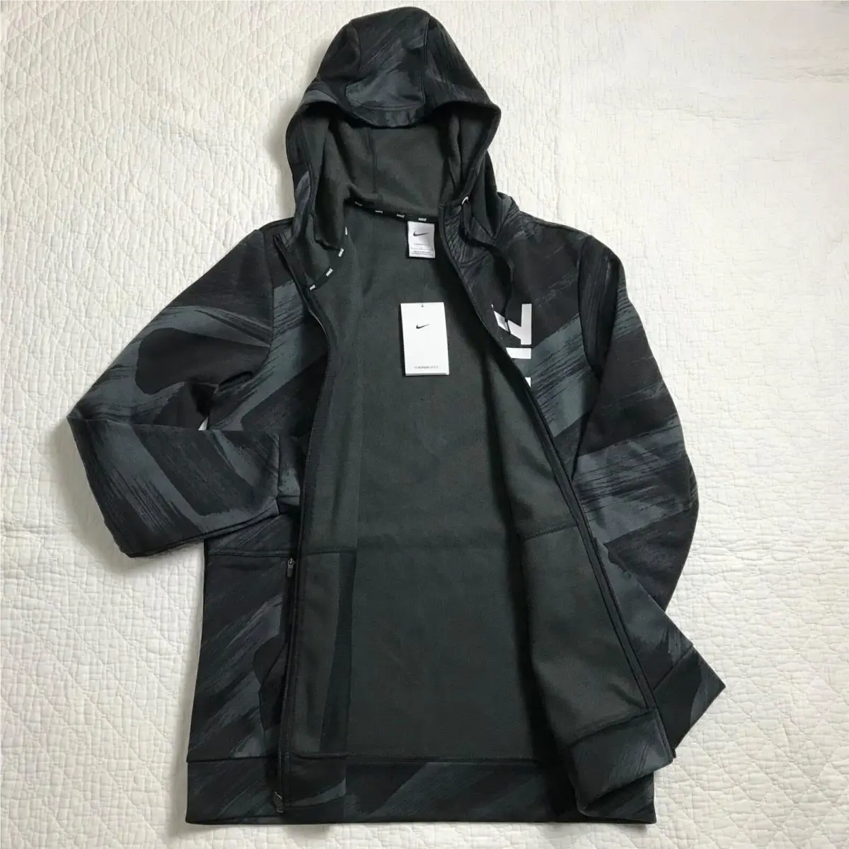 Nike clothing - Nike Therma-FIT - Black, Manufacturer: Black 3