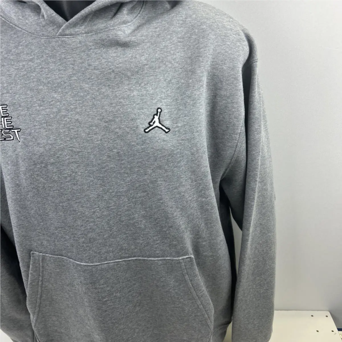 Nike clothing - Gray (UPC: 0195871657191) 1