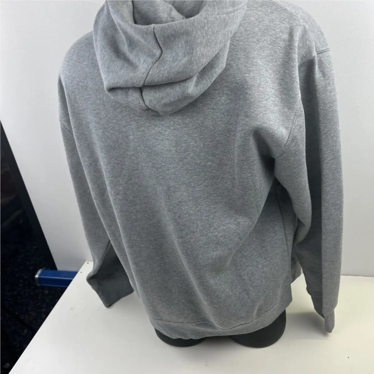Nike clothing - Gray (UPC: 0195871657191) 6