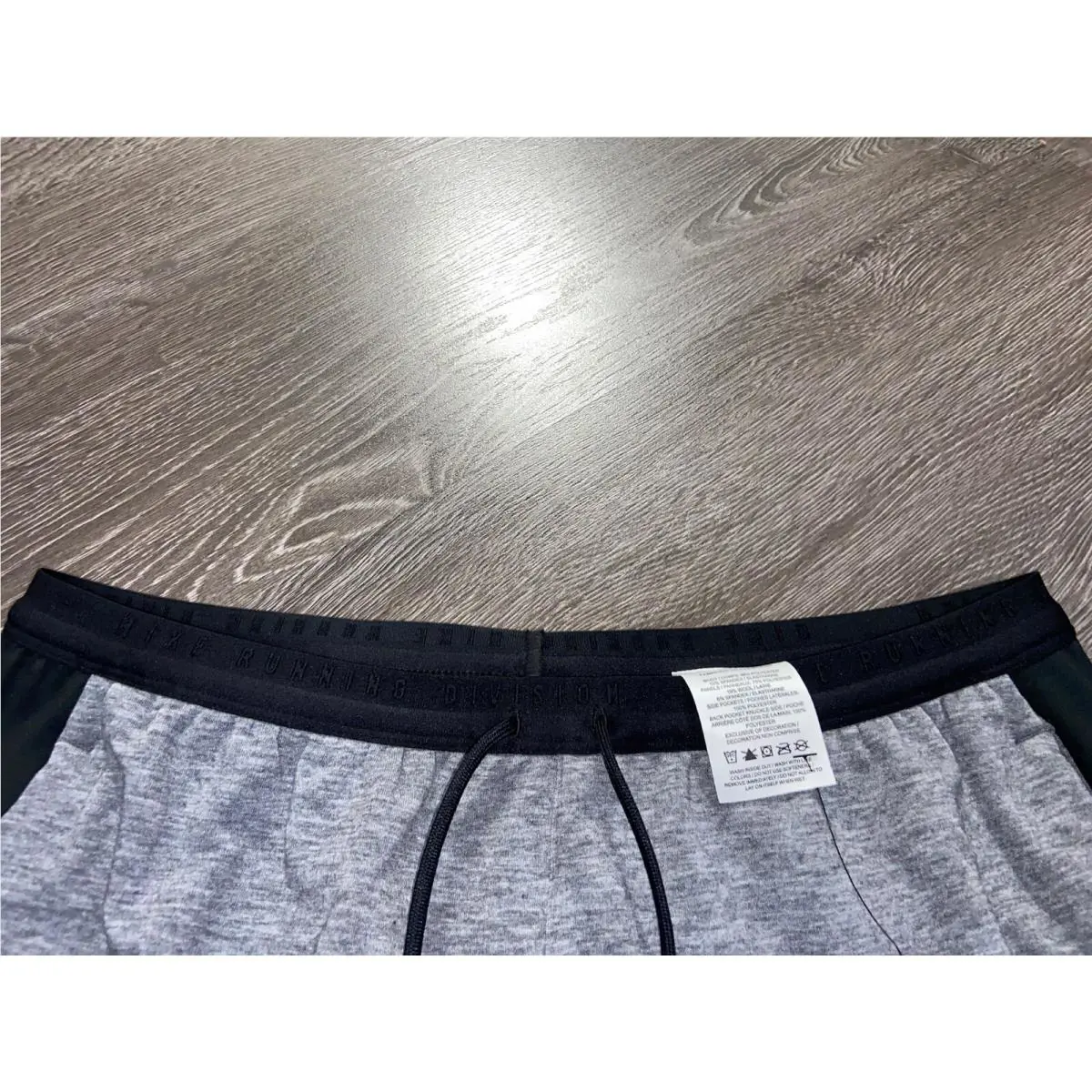 Nike clothing - Run Division Therma-Fit - Run Division - Gray (UPC: 195244995608) 2