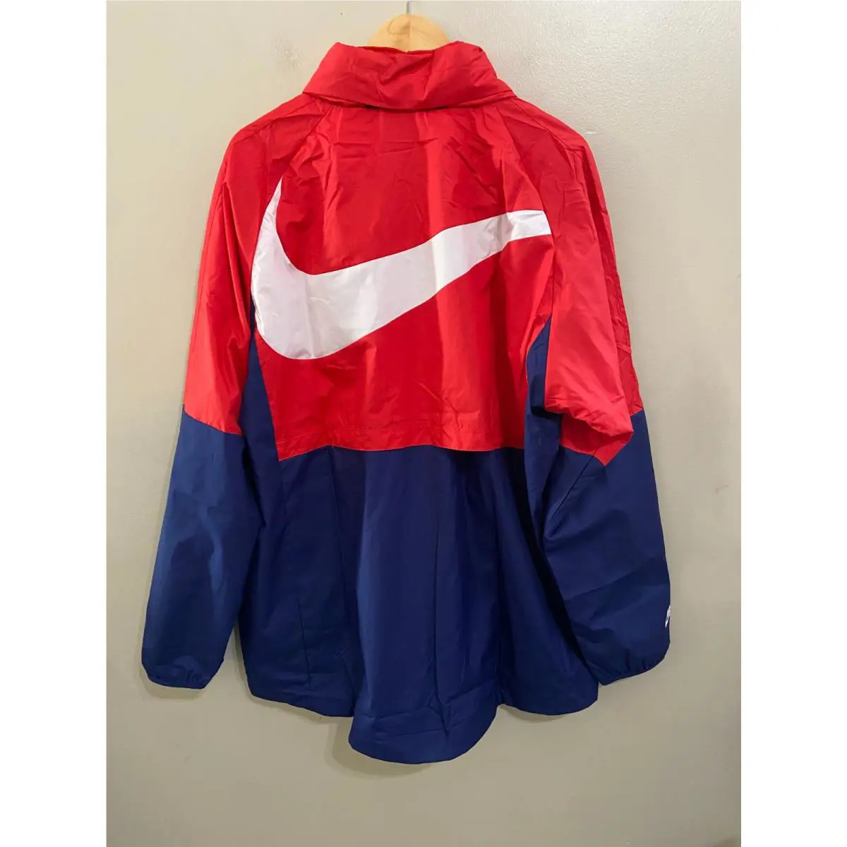 Nike clothing - Nike Dri-Fit - Red 2