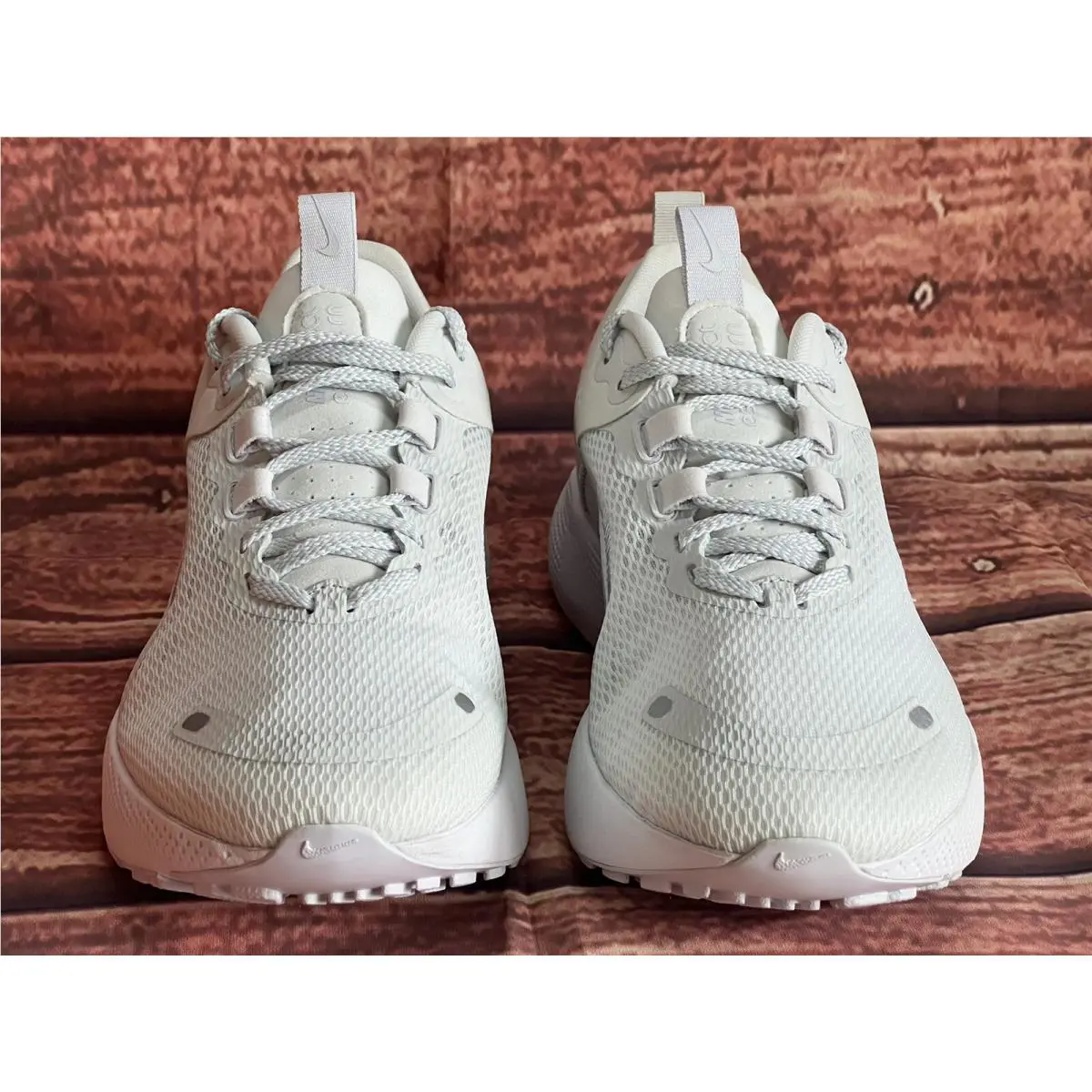 Nike shoes - Nike React Escape - React Escape - DJ9976-101 - White 1