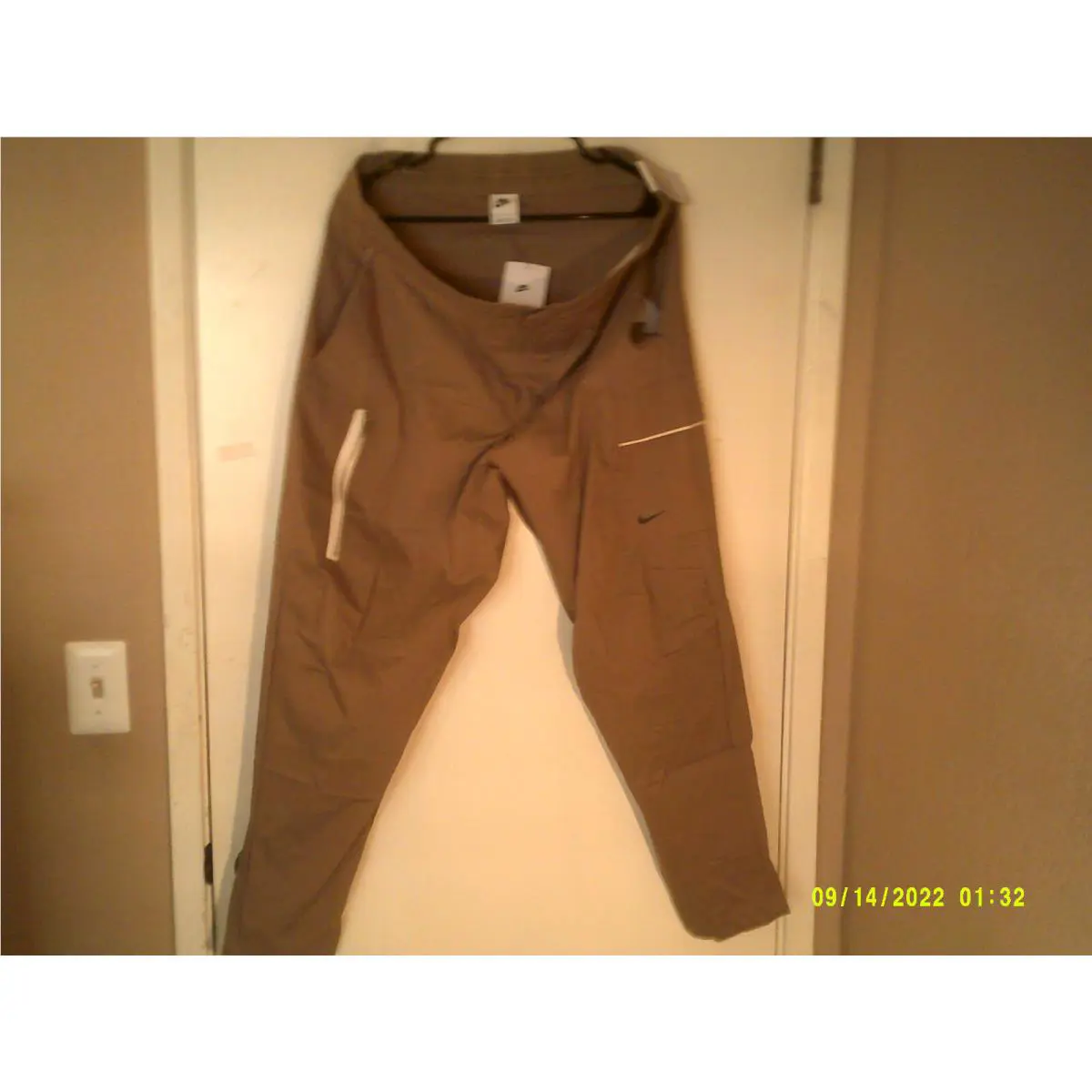 Nike clothing - Beige 3