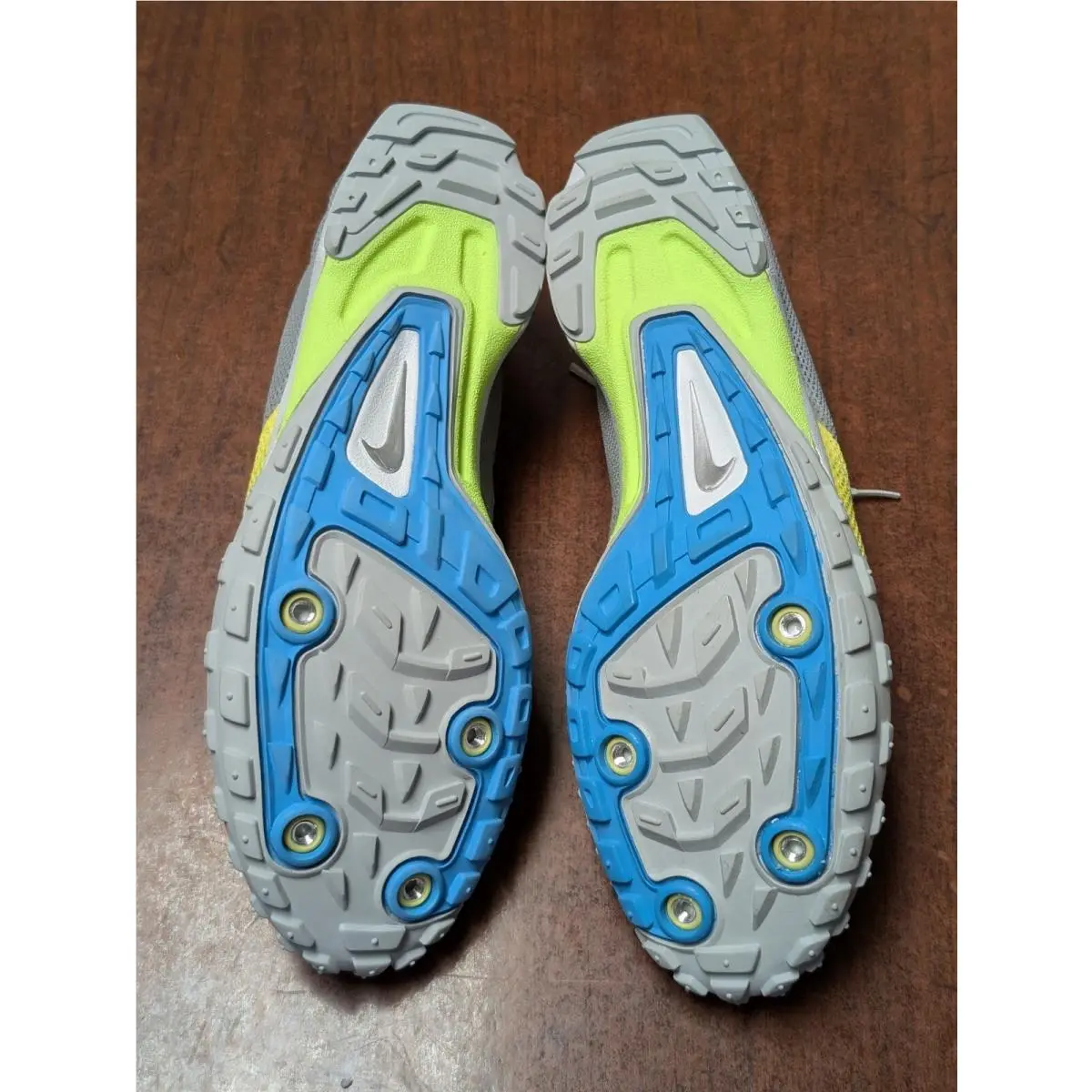 Nike shoes - Multicolor (UPC: 884498861233) 9