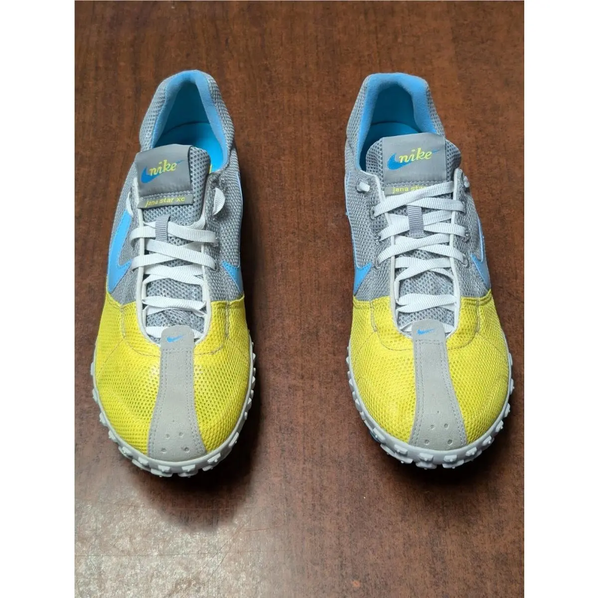 Nike shoes - Multicolor (UPC: 884498861233) 0