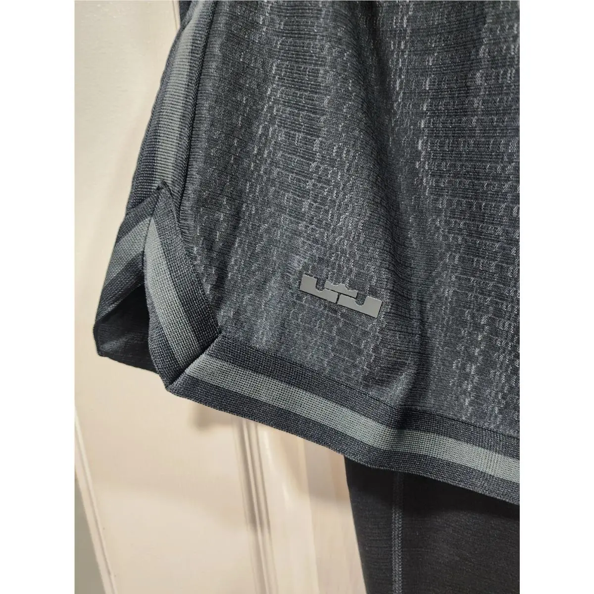 Nike clothing - Nike Standard Issue 8