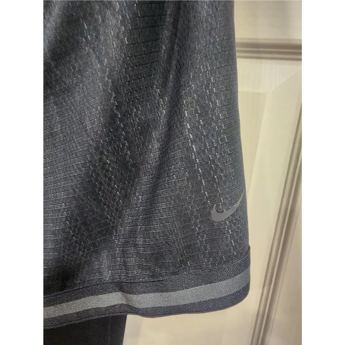 Nike clothing - Nike Standard Issue 8