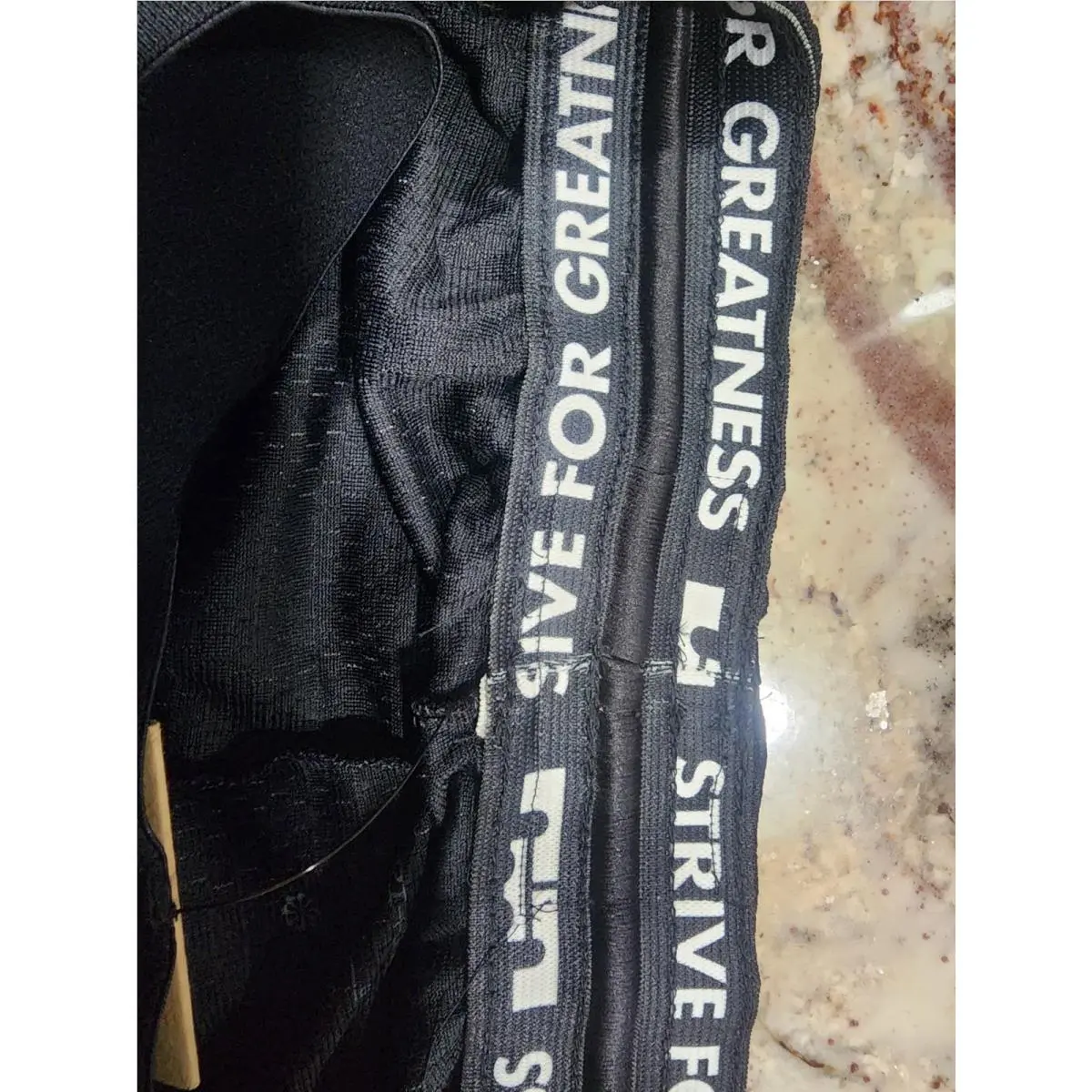 Nike clothing - Nike Standard Issue 8