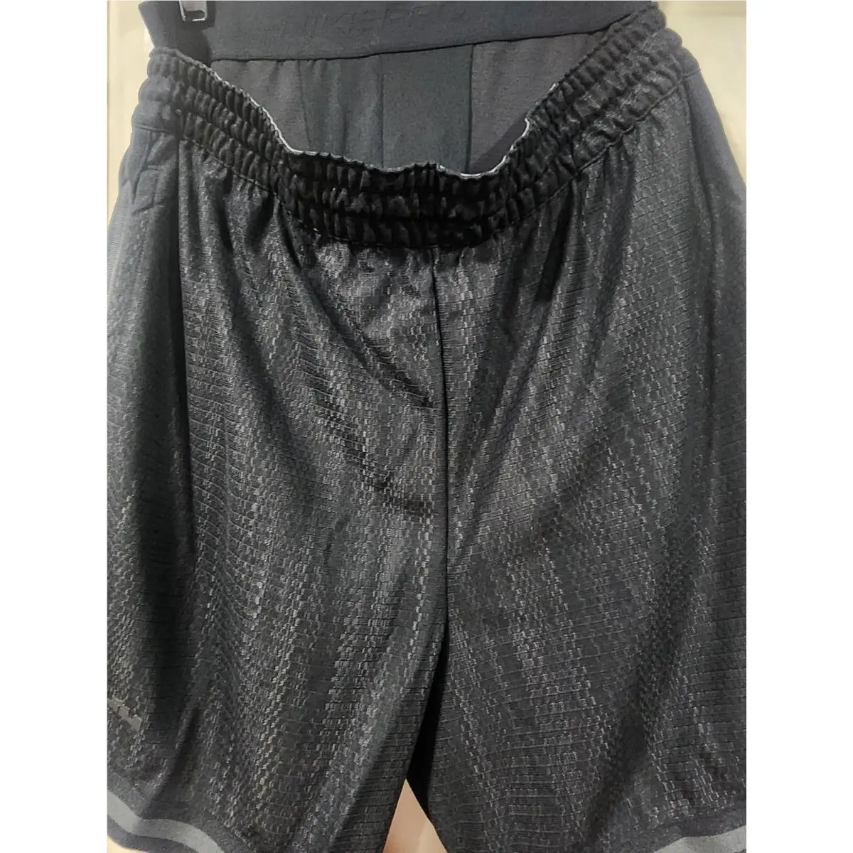 Nike clothing - Nike Standard Issue 8