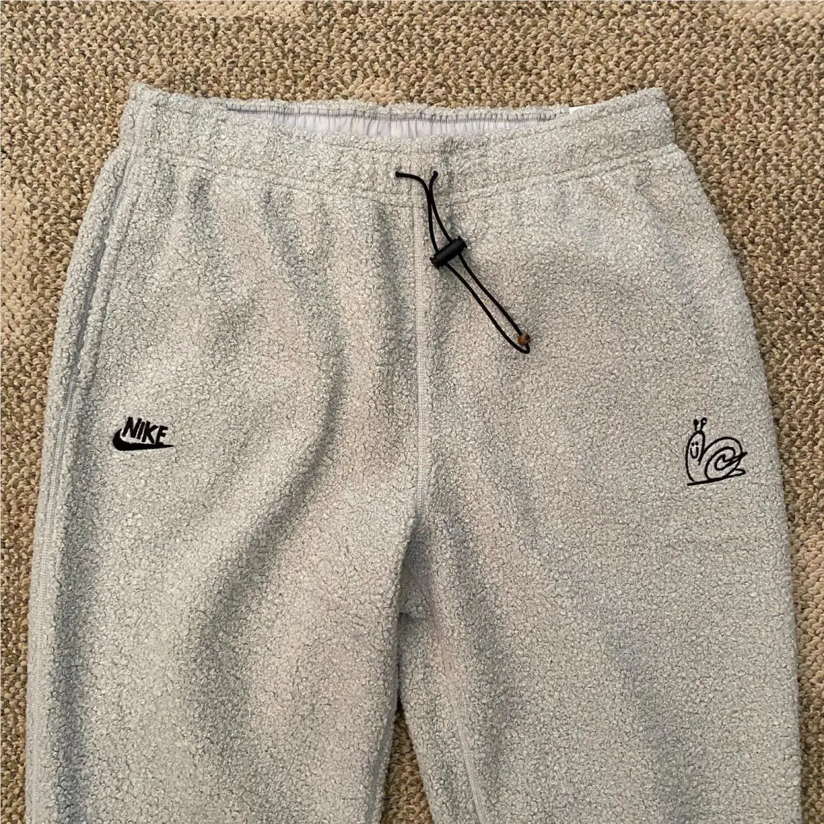 Nike clothing - Gray (UPC: 196151304149) 0
