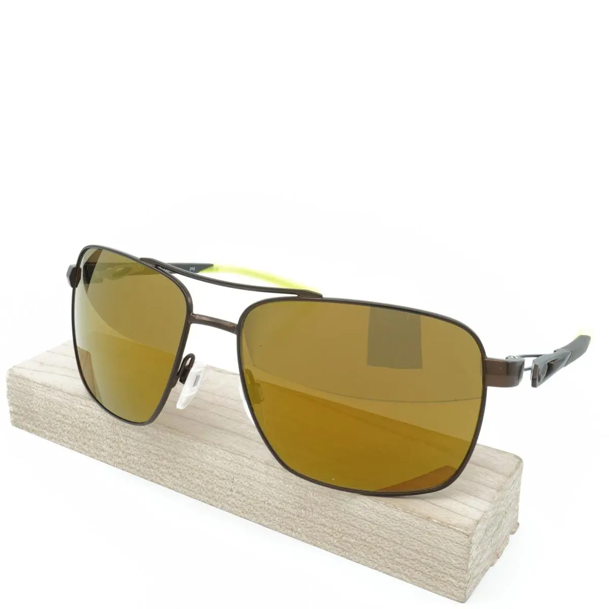 DQ0921-227 Mens Nike Club Premier Sunglasses - Frame: Walnut/Volt