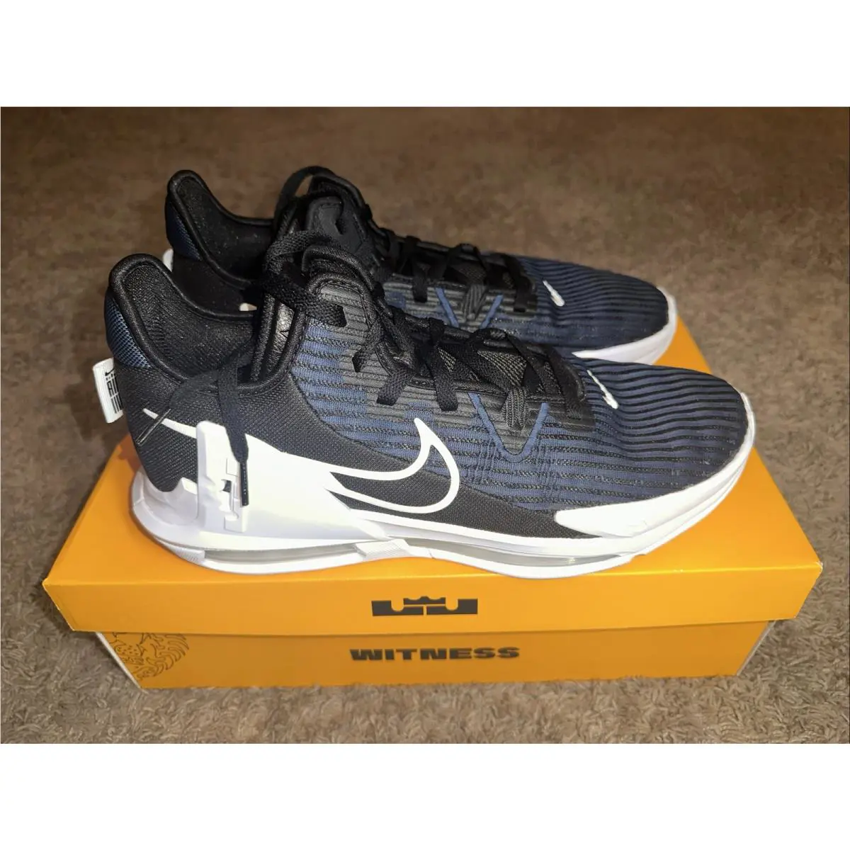 Nike shoes - Nike LeBron Witness - LeBron Witness - CZ4052002 - Multicolor (UPC: 195242824542) 5