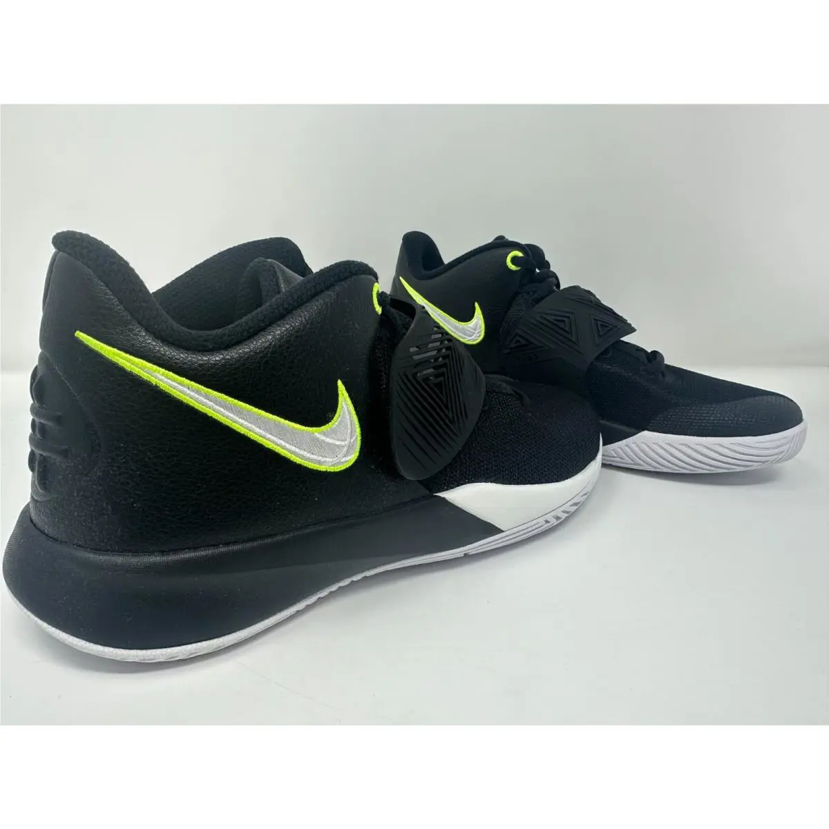 Nike shoes - Nike Kyrie Flytrap - Kyrie Flytrap - Black (UPC: 193152378483) 0