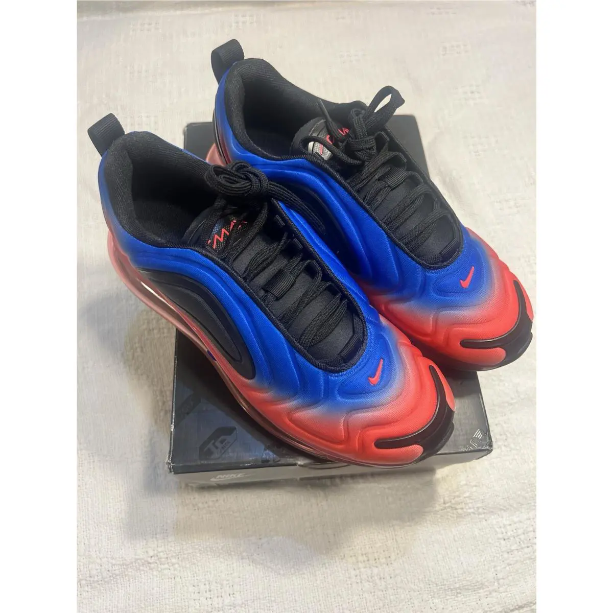 Nike shoes - Nike Air Max 720 - Air Max - AQ3196-013 - Multicolor 0