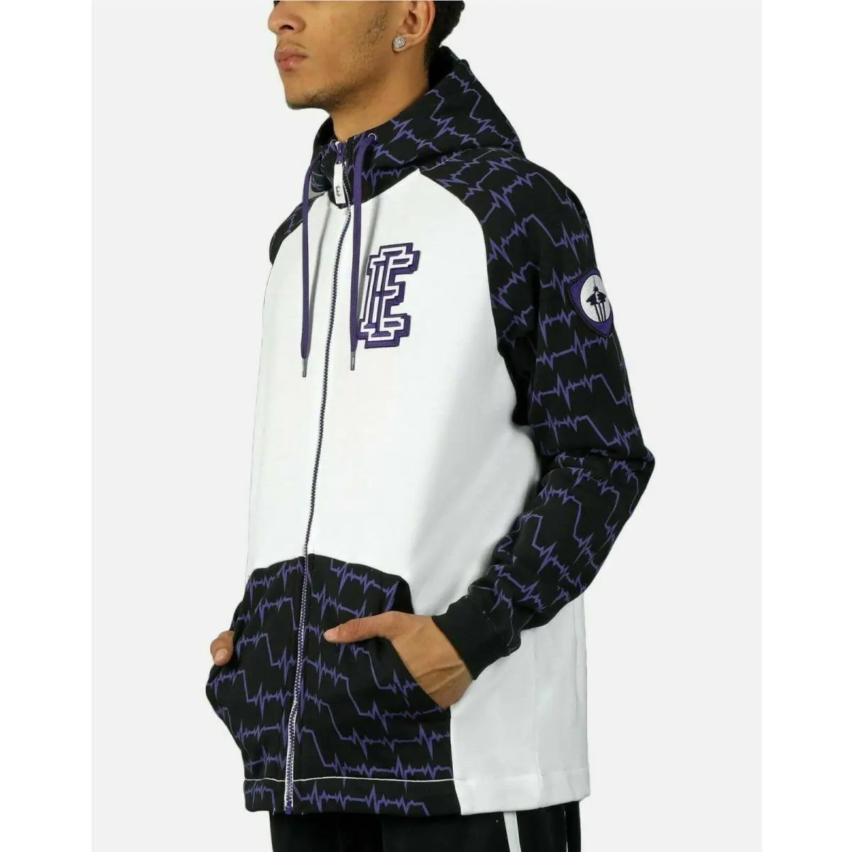 Nike clothing - Multicolor (UPC: 194272074545) 2