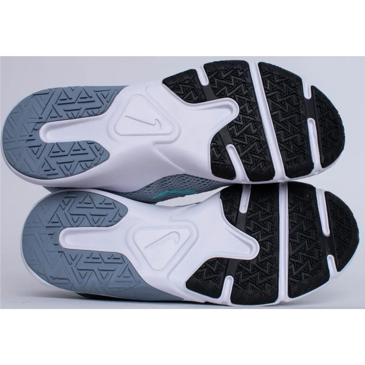 Nike shoes - Nike Legend Essential - Legend Essential - CD0212-401 - GRAY, AQUA GREEN, BLACK 5
