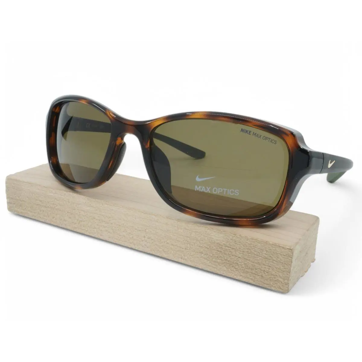 CT8031-220 Unisex Nike Breeze Sunglasses - Frame: Tortoise