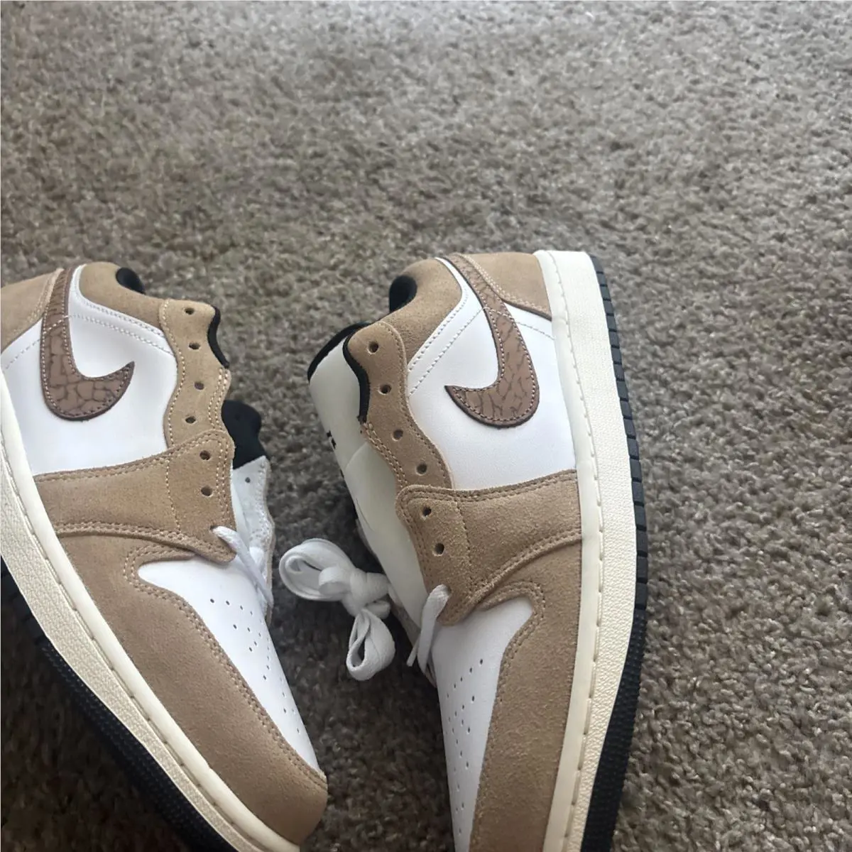 Nike shoes - Air Jordan 1 - Air - DZ4130-201 - Brown 4