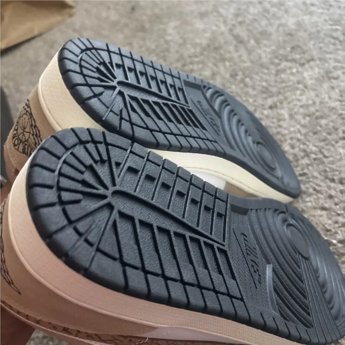 Nike shoes - Air Jordan 1 - Air - DZ4130-201 - Brown 7