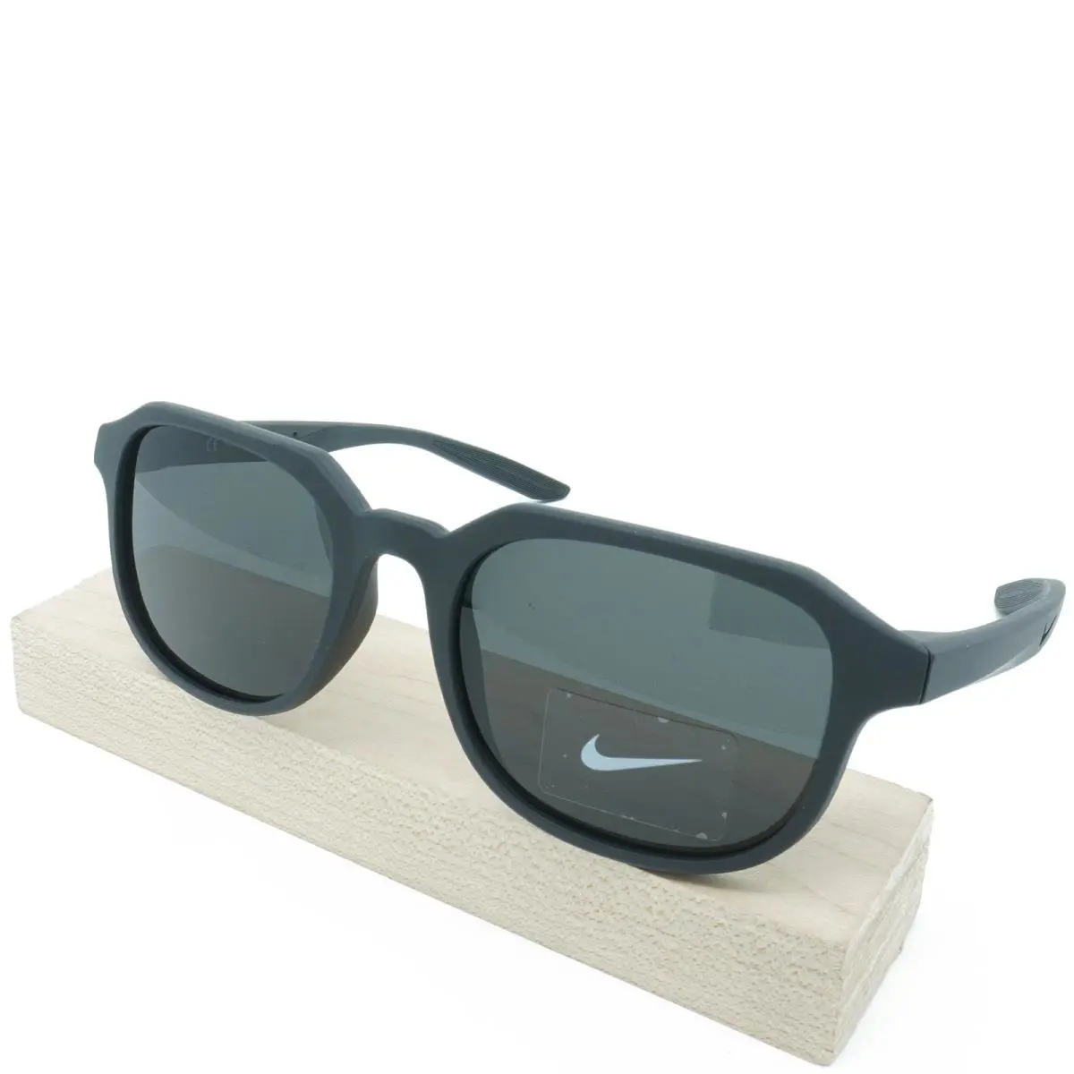 DV6958-010 Mens Nike Reprise M Sunglasses