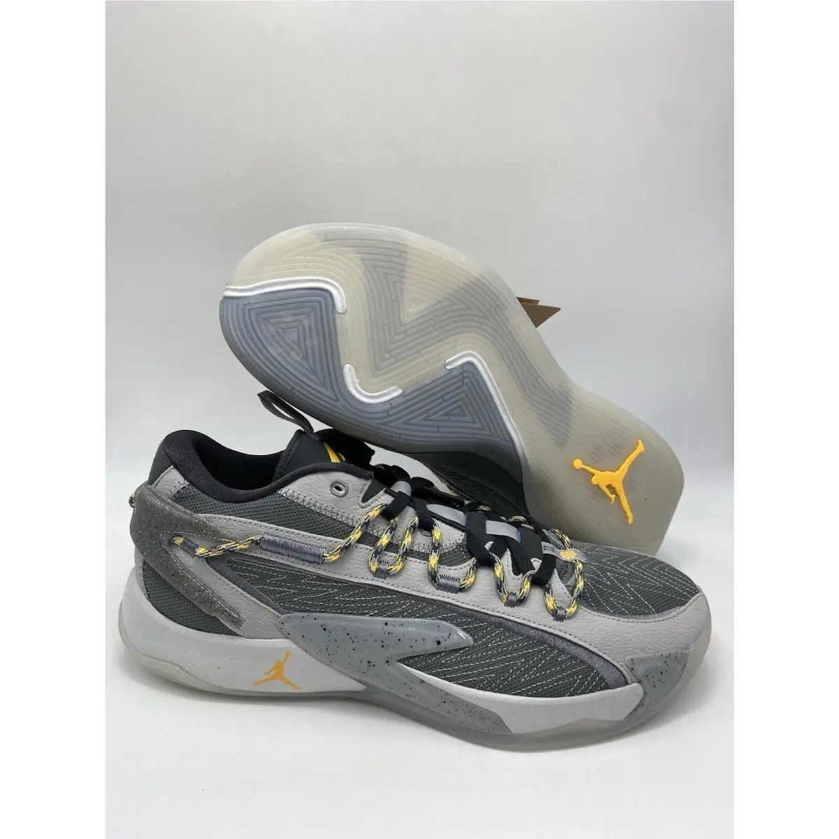 Nike Jordan Luka 2 S Smoke Grey Laser Orange DX9013 008 Men`s Sz 15/Wmns 16.5