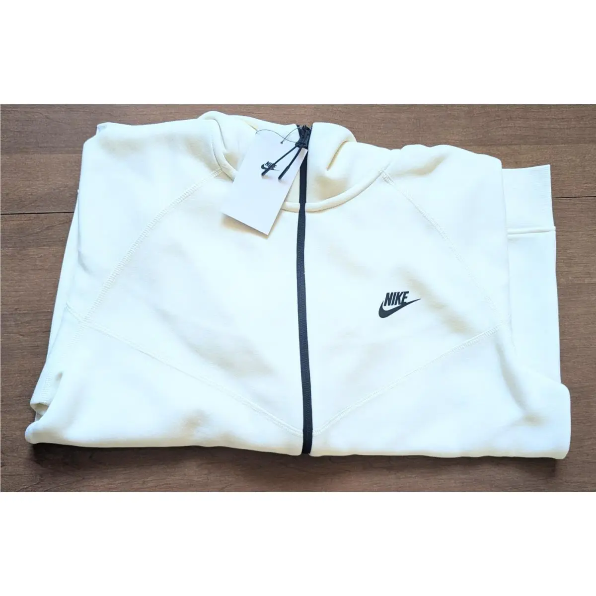 Nike Sportswear Tech Fleece Windrunner Hoodie Coconut Milk FB7921-113 Mens Sz L