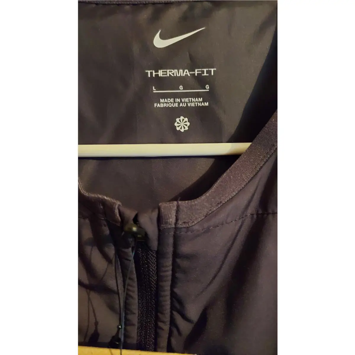 Nike clothing - Nike Therma-Fit - Black (UPC: 196608719304) 4