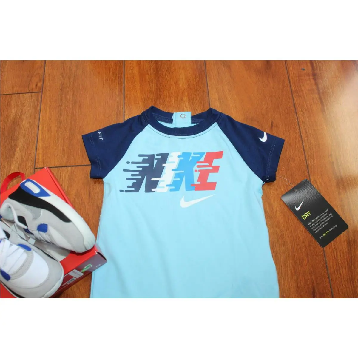 Nike shoes - Blue (UPC: 633716877729) 5