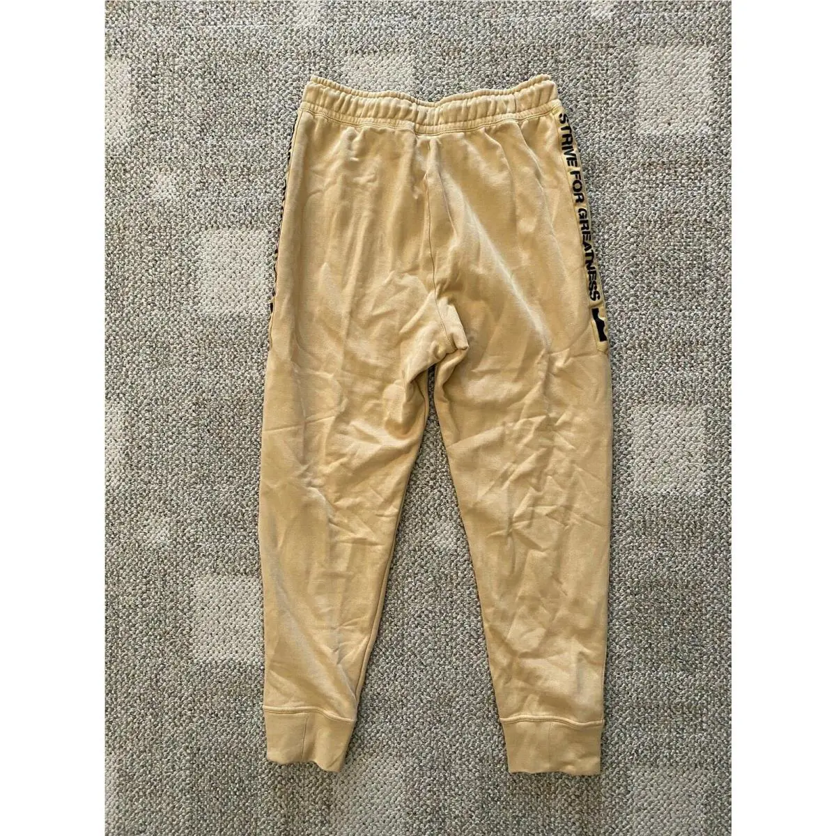 Nike clothing - Gold/Black (UPC: 193151057006) 2