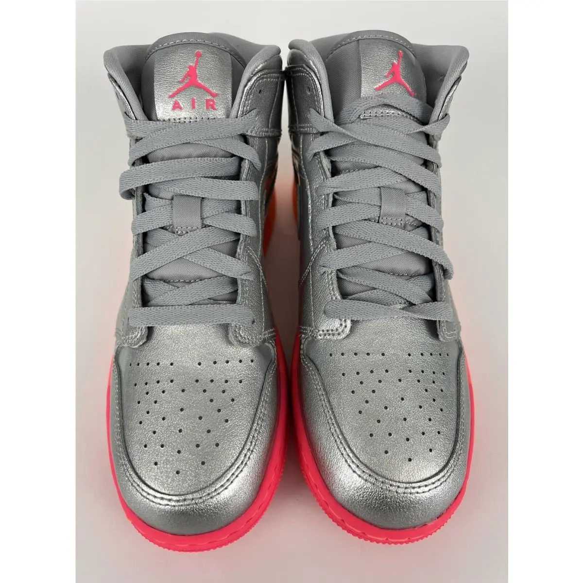 Nike shoes - Air Jordan 1 Mid - Air Mid - 555112-006 - Silver (UPC: 0193151913173) 0
