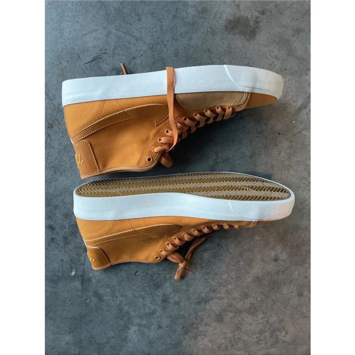 Nike shoes - Nike SB Blazer Court Mid Premium - DH7479-700 - Orange 4