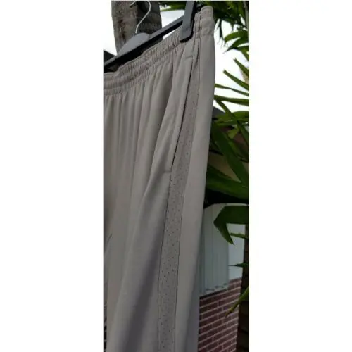 Nike clothing - Gray (UPC: 884726527269) 4
