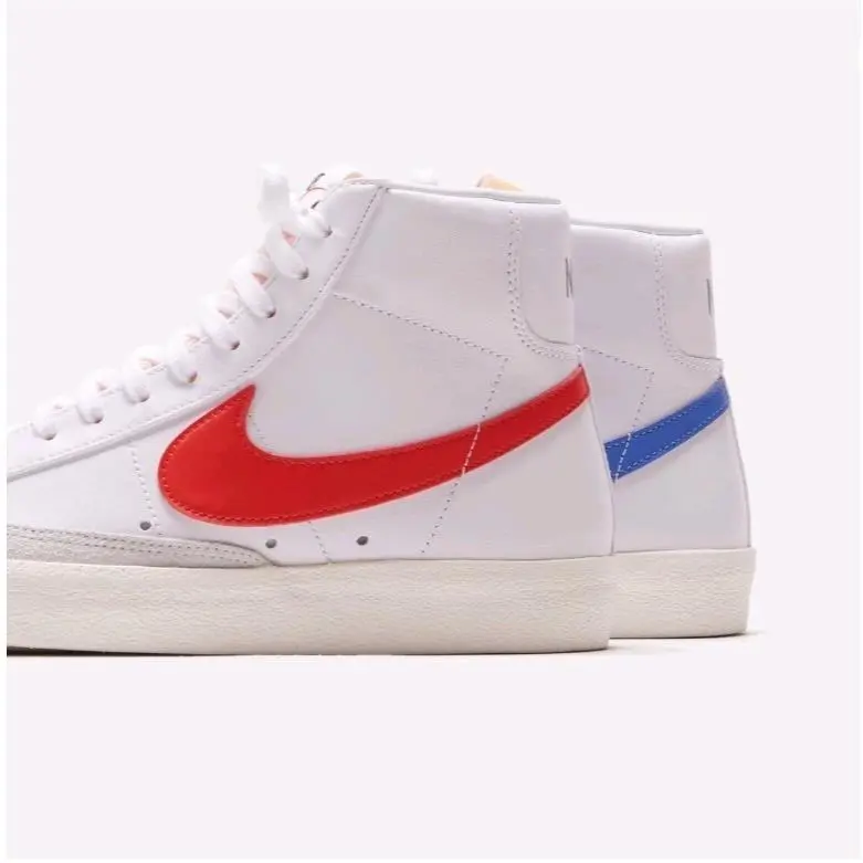 Nike shoes - Nike Blazer - Blazer - BQ6806117 - White 1