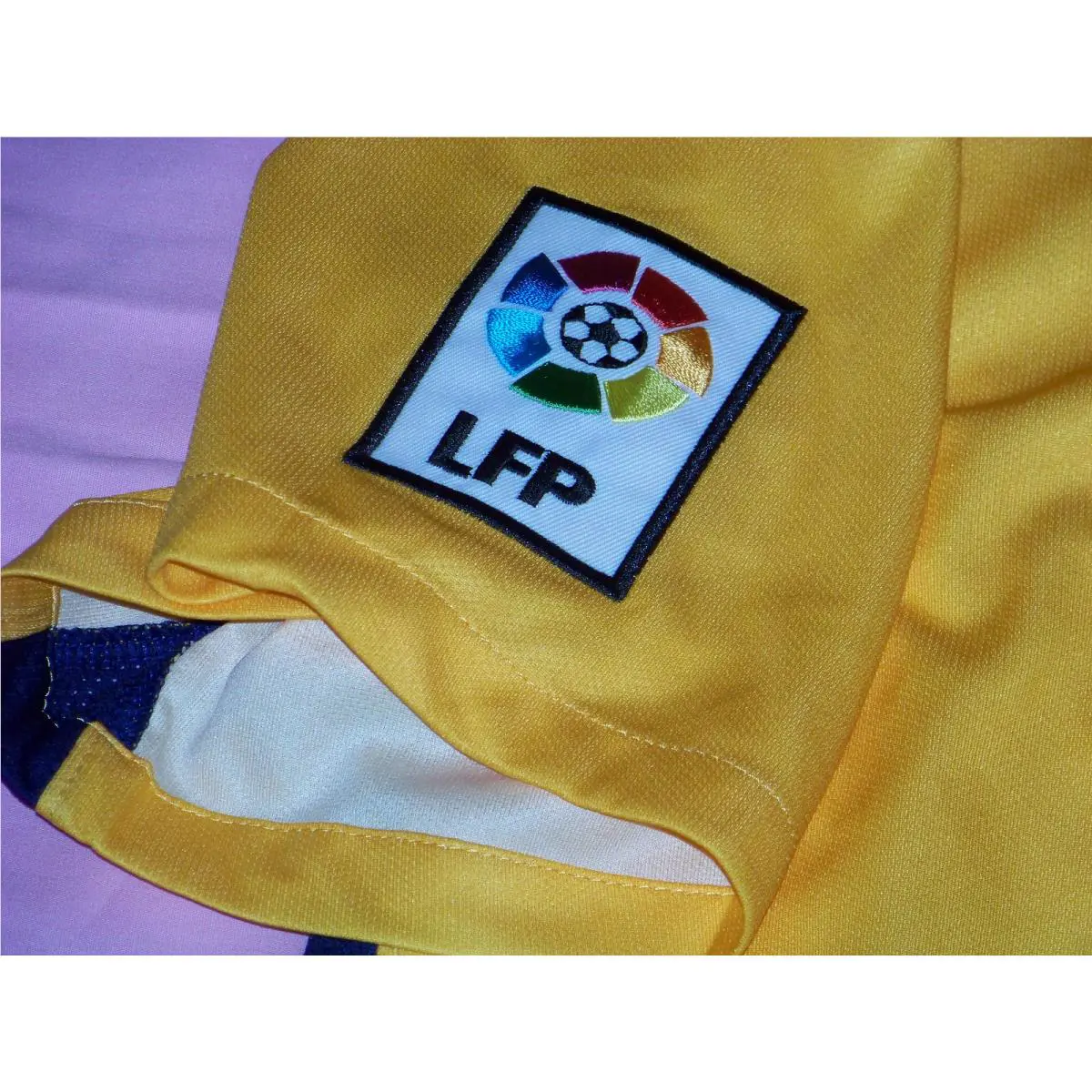 Nike clothing - Yellow (UPC: 888408991843) 2