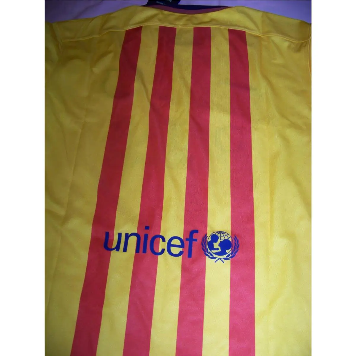 Nike clothing - Yellow (UPC: 888408991843) 4