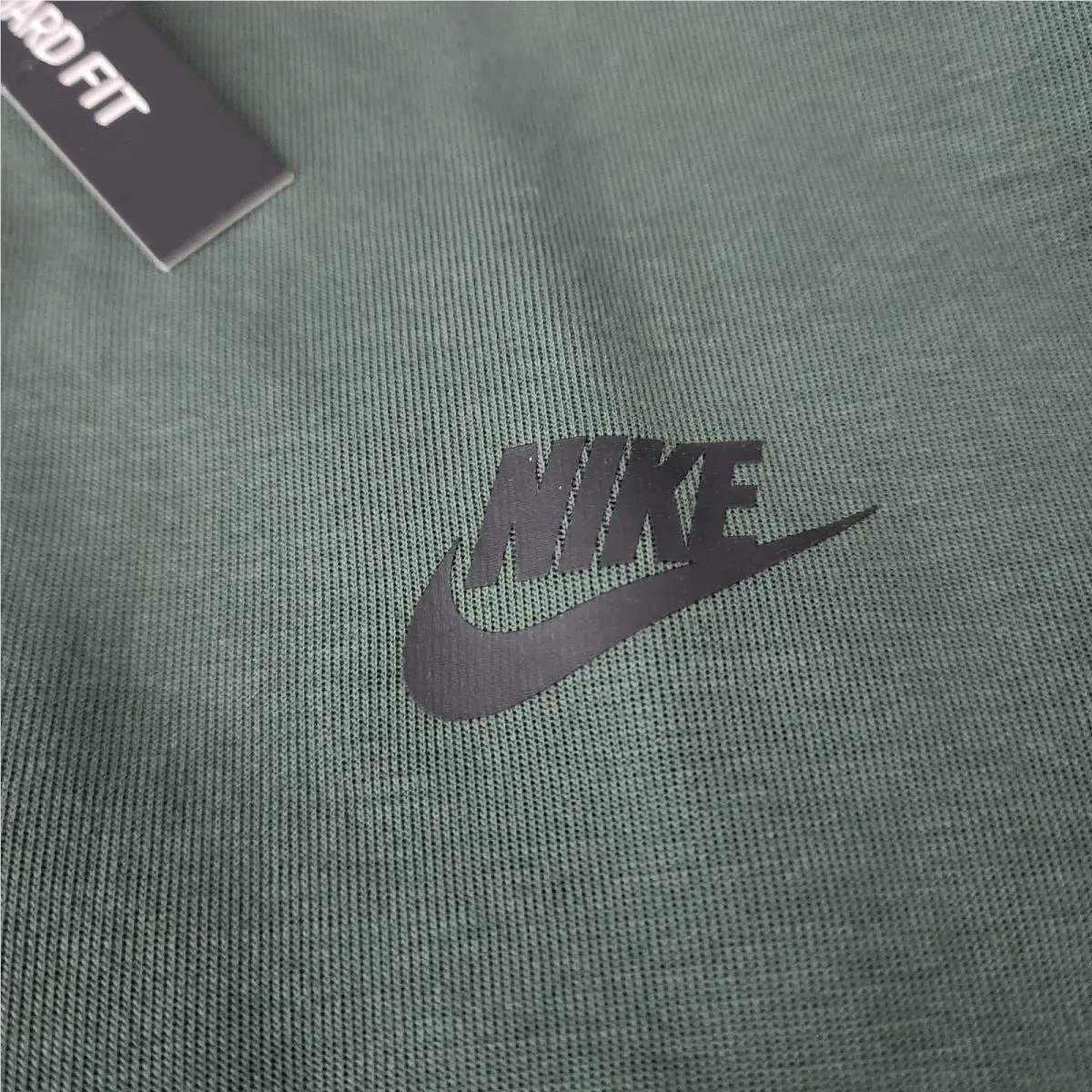 Nike clothing - Green (UPC: 0193147787603) 2