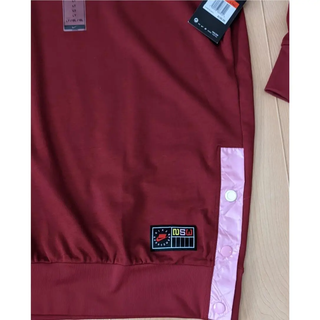Nike clothing - Red 2
